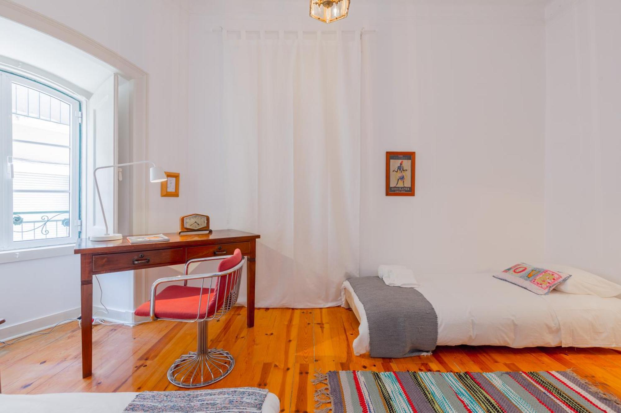Spacious, Bright And Sunny Apartment, By Timecooler Lisbon Exterior photo