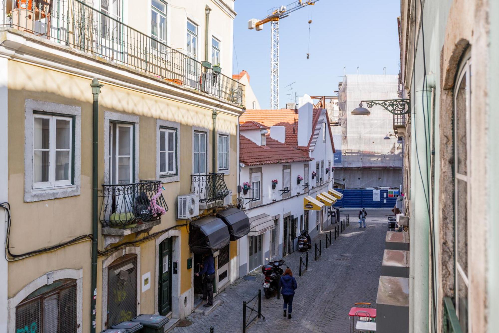Spacious, Bright And Sunny Apartment, By Timecooler Lisbon Exterior photo