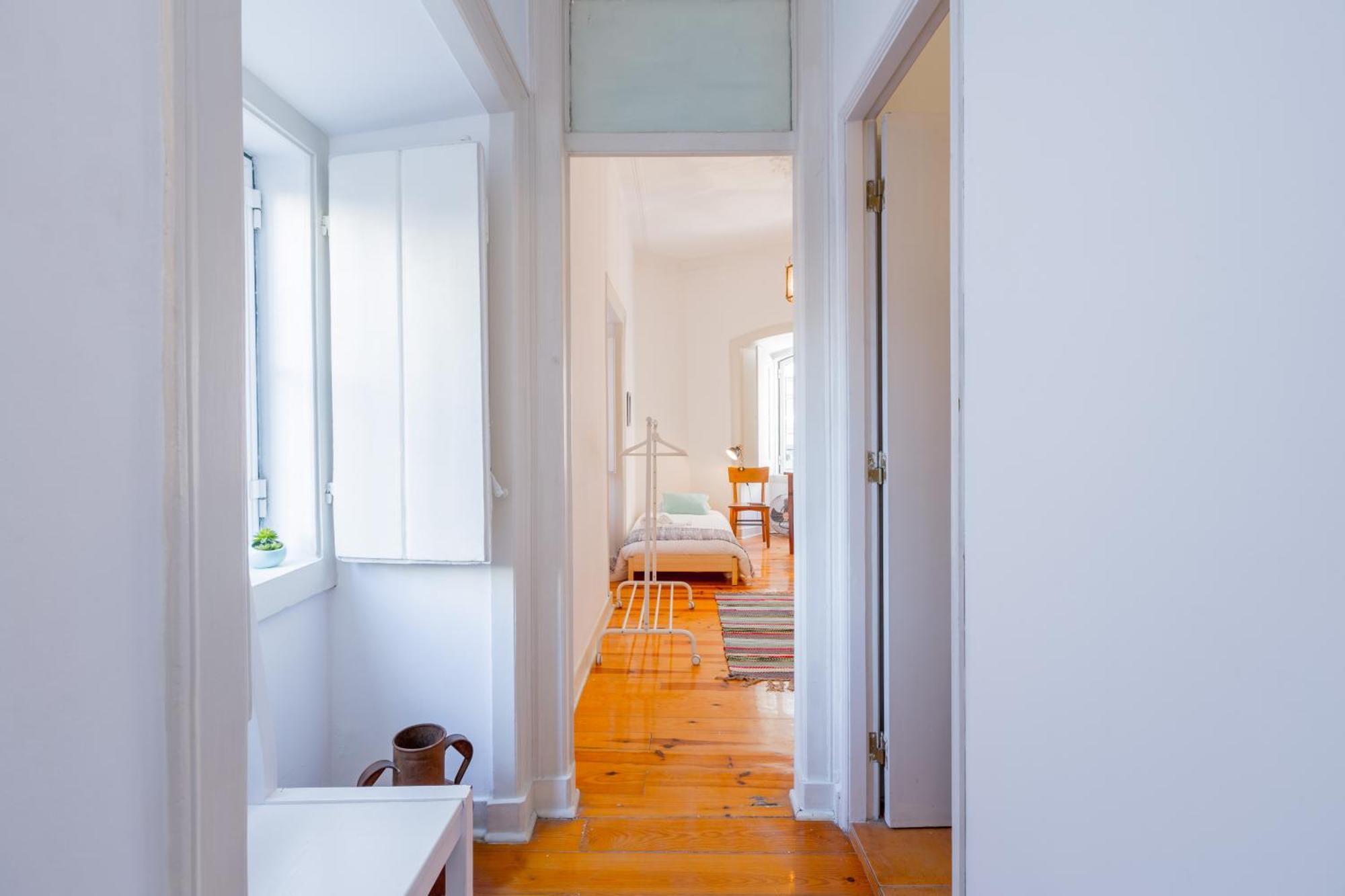 Spacious, Bright And Sunny Apartment, By Timecooler Lisbon Exterior photo